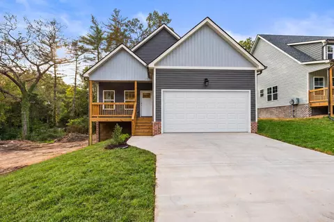 15 Greenslake Rd, Rossville, GA 30741