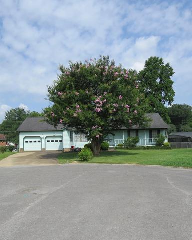33 Joy Ann Cir, Rossville, GA 30741
