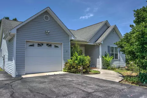131 Chapel View Dr, Madisonville, TN 37354
