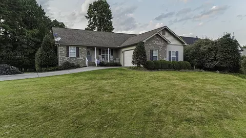 3060 Lamory Ln, Rocky Face, GA 30740
