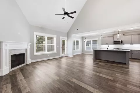 Living - 7112 Tailgate Loop #12, Ooltewah, TN 37363 photo 1 of 3