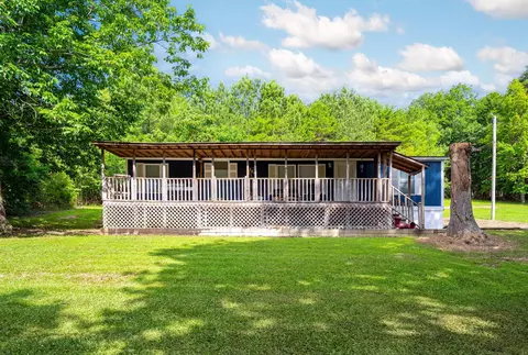 2906 Davis Rd, Rocky Face, GA 30740