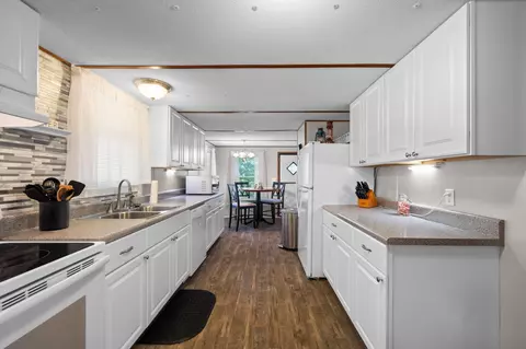Kitchen - 2906 Davis Rd, Rocky Face, GA 30740 photo 2 of 2