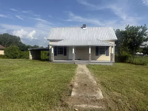 617 Ehrich Ave, Bridgeport, AL 35740
