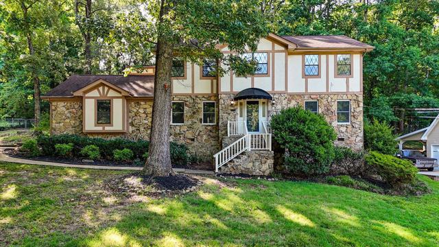 6536 Harbor View Dr, Hixson, TN 37343