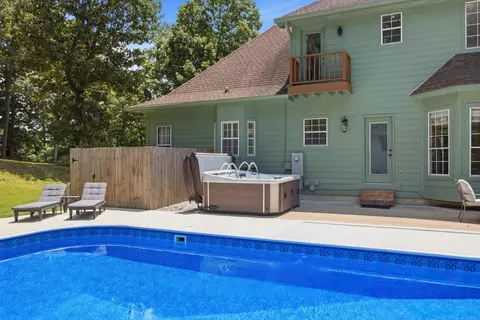 Exterior - 6835 Cooley Rd, Ooltewah, TN 37363 photo 13 of 21