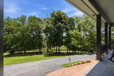 Exterior - 6835 Cooley Rd, Ooltewah, TN 37363 photo 18 of 21