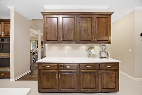 Kitchen - 6835 Cooley Rd, Ooltewah, TN 37363 photo 9 of 9