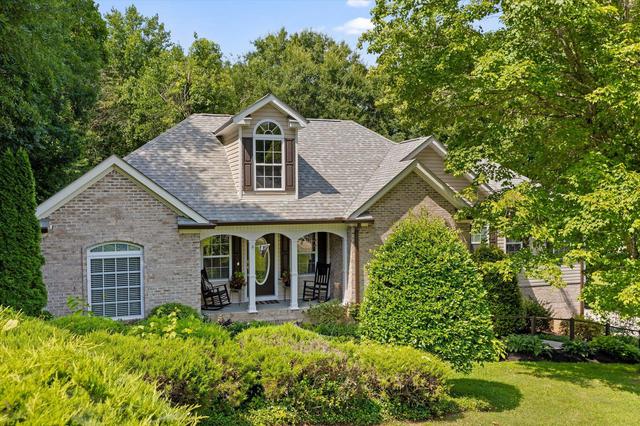 5000 Dellwood Dr, Rossville, GA 30741
