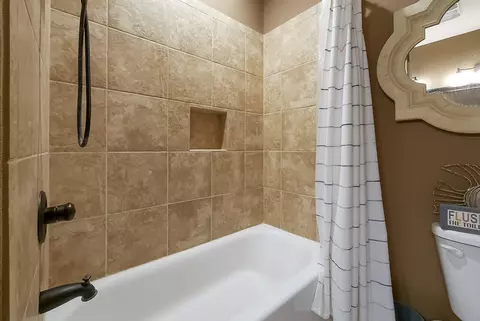 Bath - 8127 Propeller Dr, Ooltewah, TN 37363 photo 6 of 6