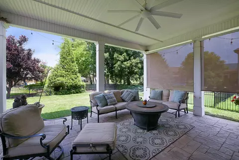 Exterior - 8127 Propeller Dr, Ooltewah, TN 37363 photo 6 of 9