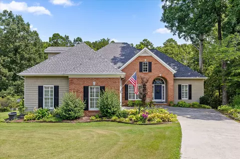 3245 Leona Dr, Rocky Face, GA 30740
