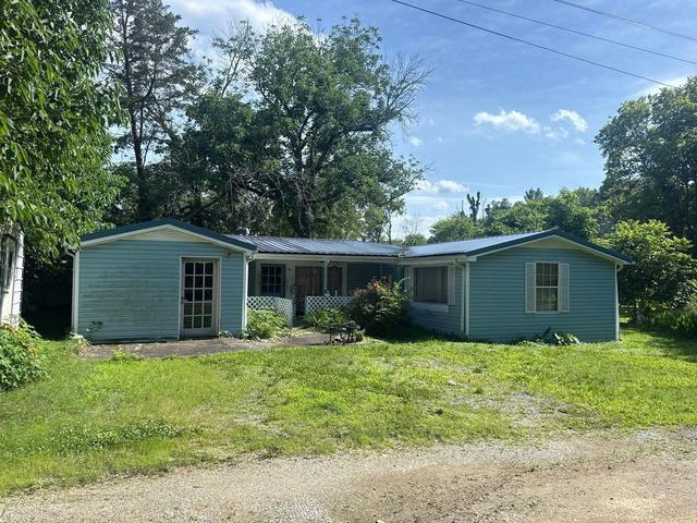 31 Hosta Ln, Rossville, GA 30741