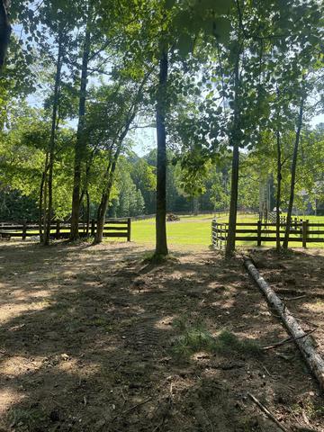 4942 Ringgold Rd, Lafayette, GA 30728