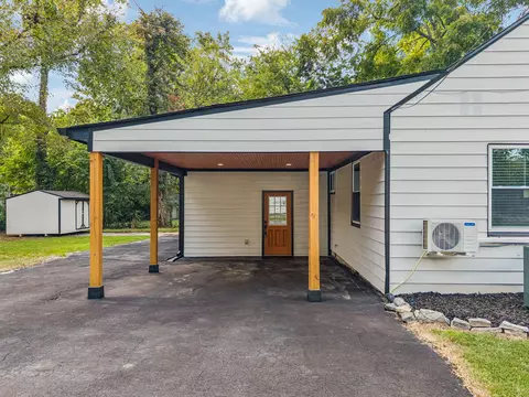 Exterior - 6150 E Brainerd Rd, Chattanooga, TN 37421 photo 4 of 6