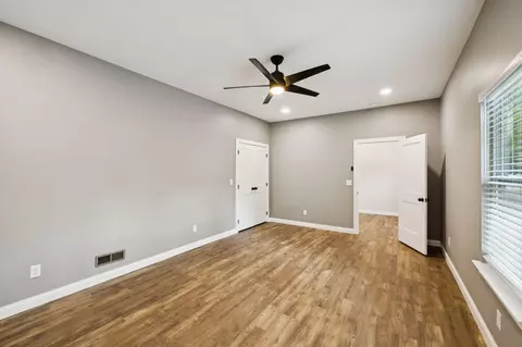 Bedroom - 6150 E Brainerd Rd, Chattanooga, TN 37421 photo 1 of 3