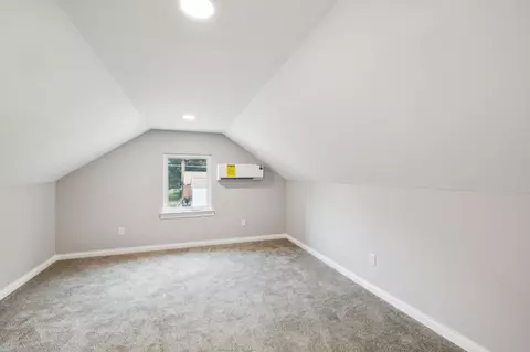 Bedroom - 6150 E Brainerd Rd, Chattanooga, TN 37421 photo 3 of 3