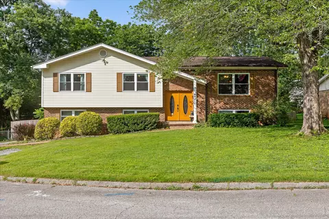 934 Spurling Dr, Hixson, TN 37343