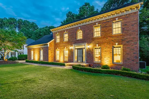 2506 Arbor Mist Trl, Hixson, TN 37343