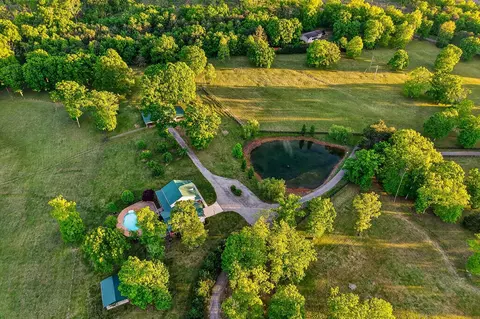 View/Area - 933 John Henry Lewis Rd, Dunlap, TN 37327 photo 3 of 7