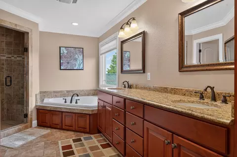 Bath - 933 John Henry Lewis Rd, Dunlap, TN 37327 photo 5 of 8
