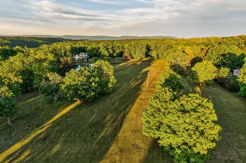 View/Area - 933 John Henry Lewis Rd, Dunlap, TN 37327 photo 5 of 7