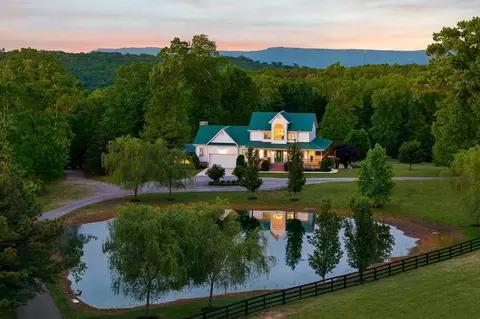 Exterior - 933 John Henry Lewis Rd, Dunlap, TN 37327 photo 4 of 47