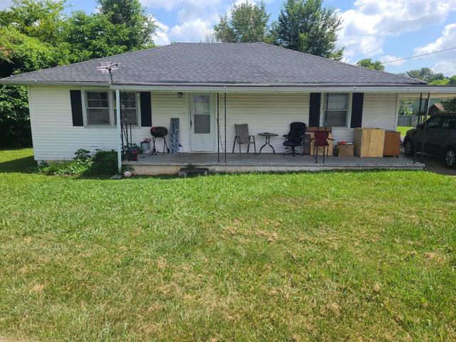 9 Johnson St, Niota, TN 37826