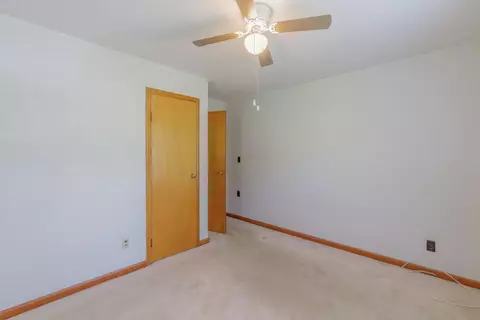 Bedroom - 949 Ely Rd, Hixson, TN 37343 photo 5 of 6