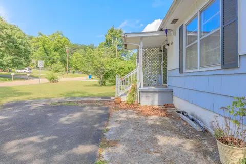 Exterior - 949 Ely Rd, Hixson, TN 37343 photo 10 of 10