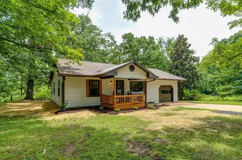 387 Cedar Springs Church Rd SE, Cleveland, TN 37323