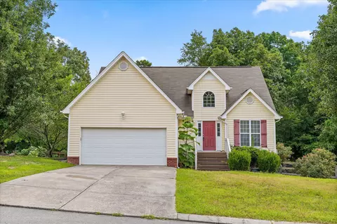 7475 British Rd, Ooltewah, TN 37363