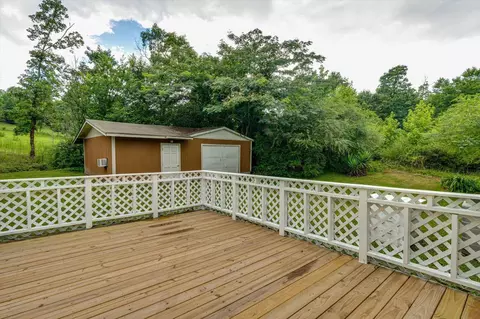 Exterior - 7446 Davis Mill Cir, Harrison, TN 37341 photo 7 of 9