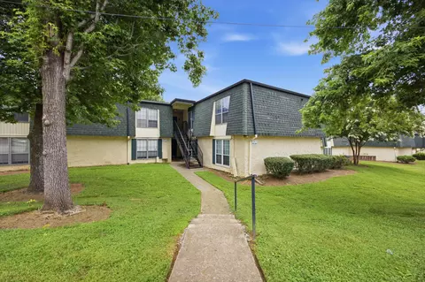 900 Mountain Creek Rd #V484, Chattanooga, TN 37405