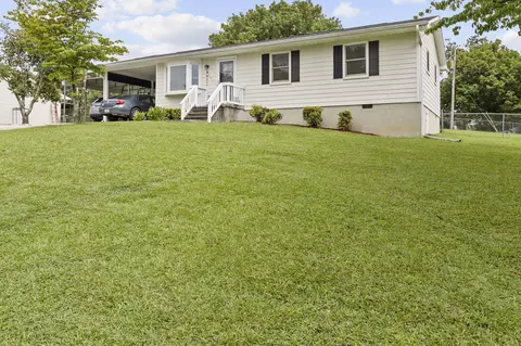 406 Wisteria Rd, Lafayette, GA 30728