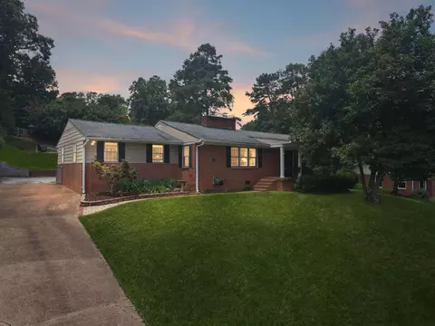 817 Belvoir Hills Dr, Chattanooga, TN 37412