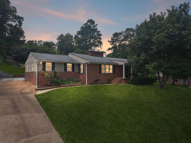817 Belvoir Hills Dr, Chattanooga, TN 37412