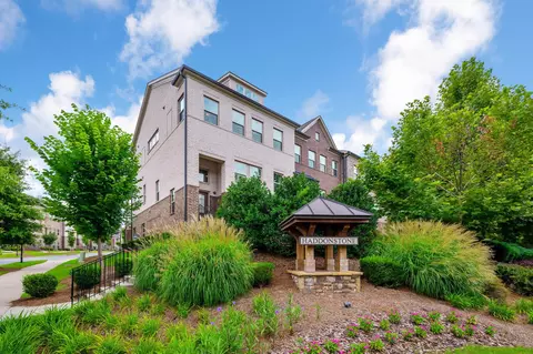 743 Brecklin Ln, Woodstock, GA 30188
