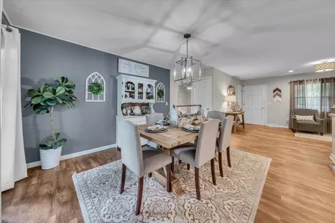 Dining - 593 Dover Rd, Jasper, TN 37347 photo 4 of 4