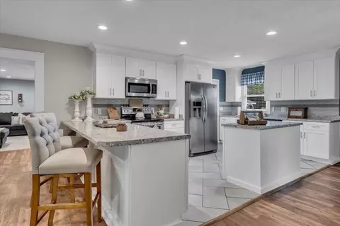 Kitchen - 593 Dover Rd, Jasper, TN 37347 photo 4 of 10