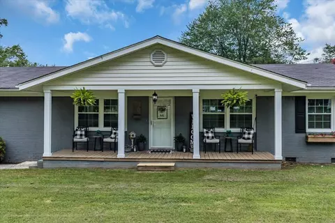 Exterior - 593 Dover Rd, Jasper, TN 37347 photo 2 of 17