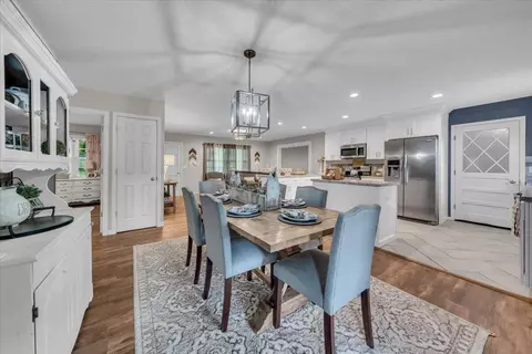 Dining - 593 Dover Rd, Jasper, TN 37347 photo 1 of 4