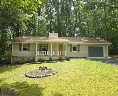 113 Anglewood Dr, Crossville, TN 38558