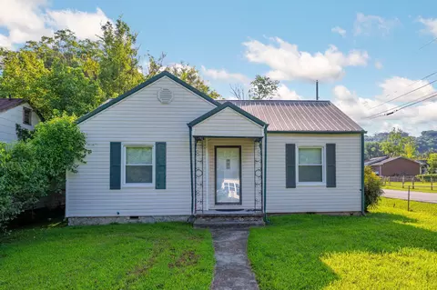 1112 Lee Ave, Rossville, GA 30741