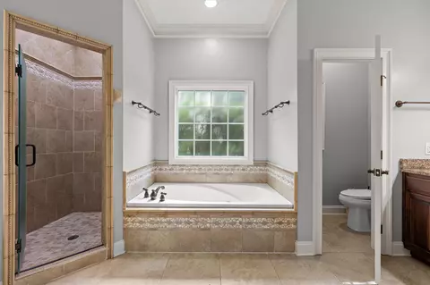 Bath - 339 White Eagle Trl, Ringgold, GA 30736 photo 1 of 11