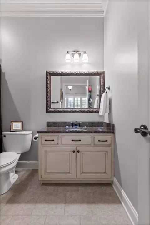 Bath - 339 White Eagle Trl, Ringgold, GA 30736 photo 6 of 11