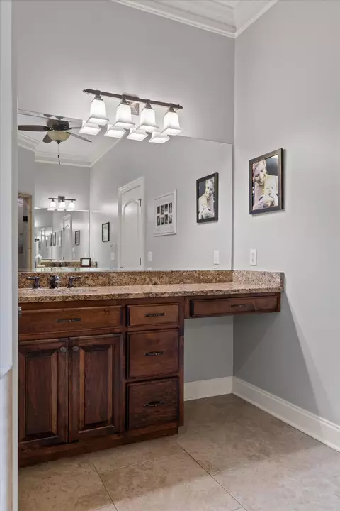 Bath - 339 White Eagle Trl, Ringgold, GA 30736 photo 5 of 11