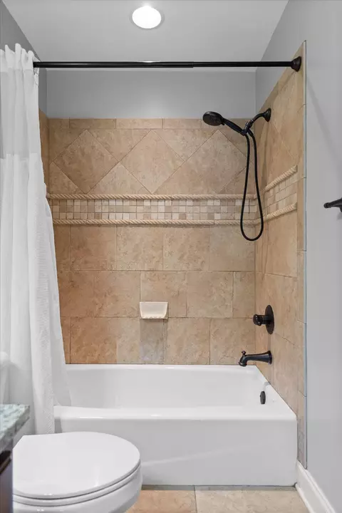 Bath - 339 White Eagle Trl, Ringgold, GA 30736 photo 11 of 11