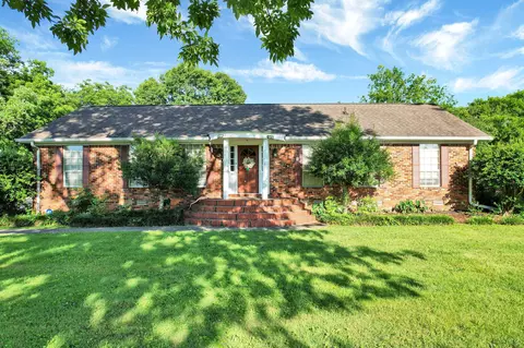 3820 NE Charleston Dr NE, Cleveland, TN 37312