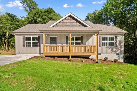 116 School St, Chatsworth, GA 30705